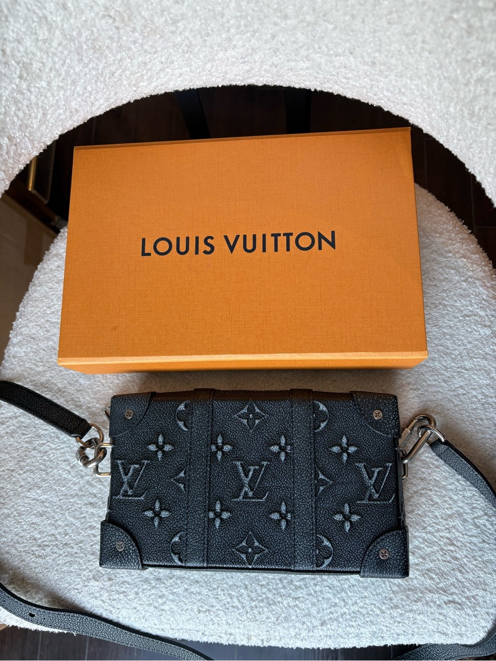 Authentic LOUIS VUITTON Faded Calfskin Monogram Soft Trunk Wallet (Charcoal)